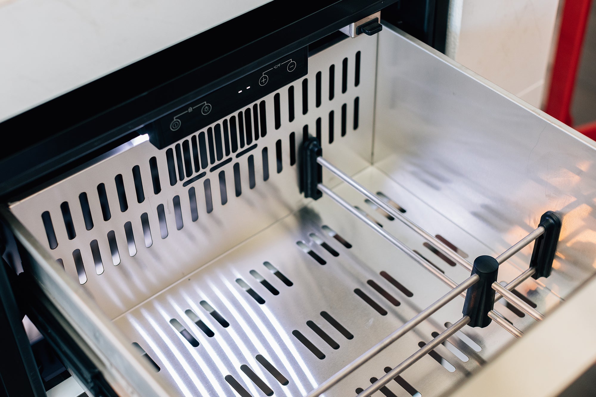 Summerset 24" Outdoor Rated 2-Drawer Refrigerator