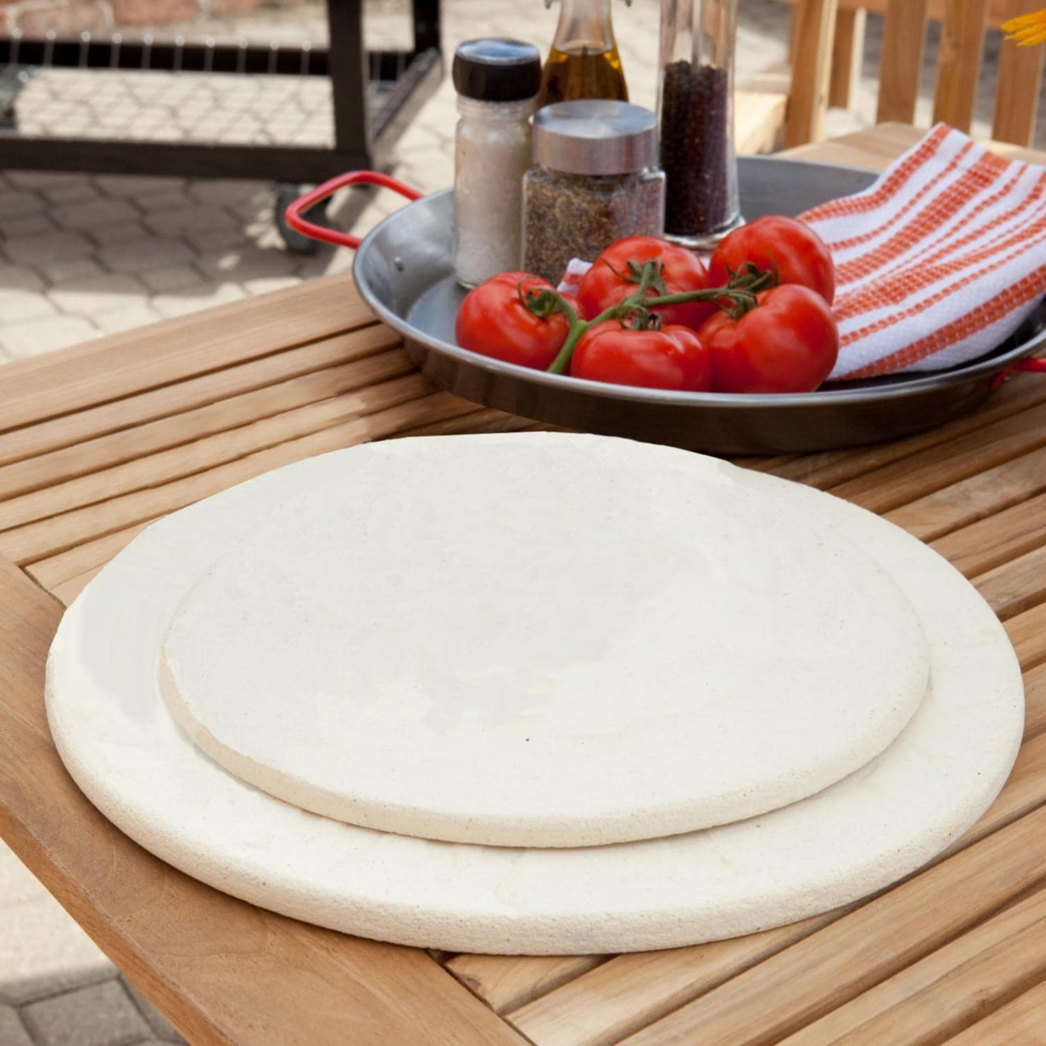 Primo Ceramic 12" Pizza & Baking Stone