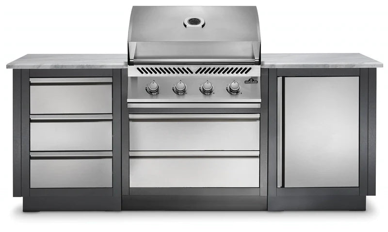 Napoleon 500 Series Built-In Gas Grill installed in optional Oasis Modular Kitchen Components