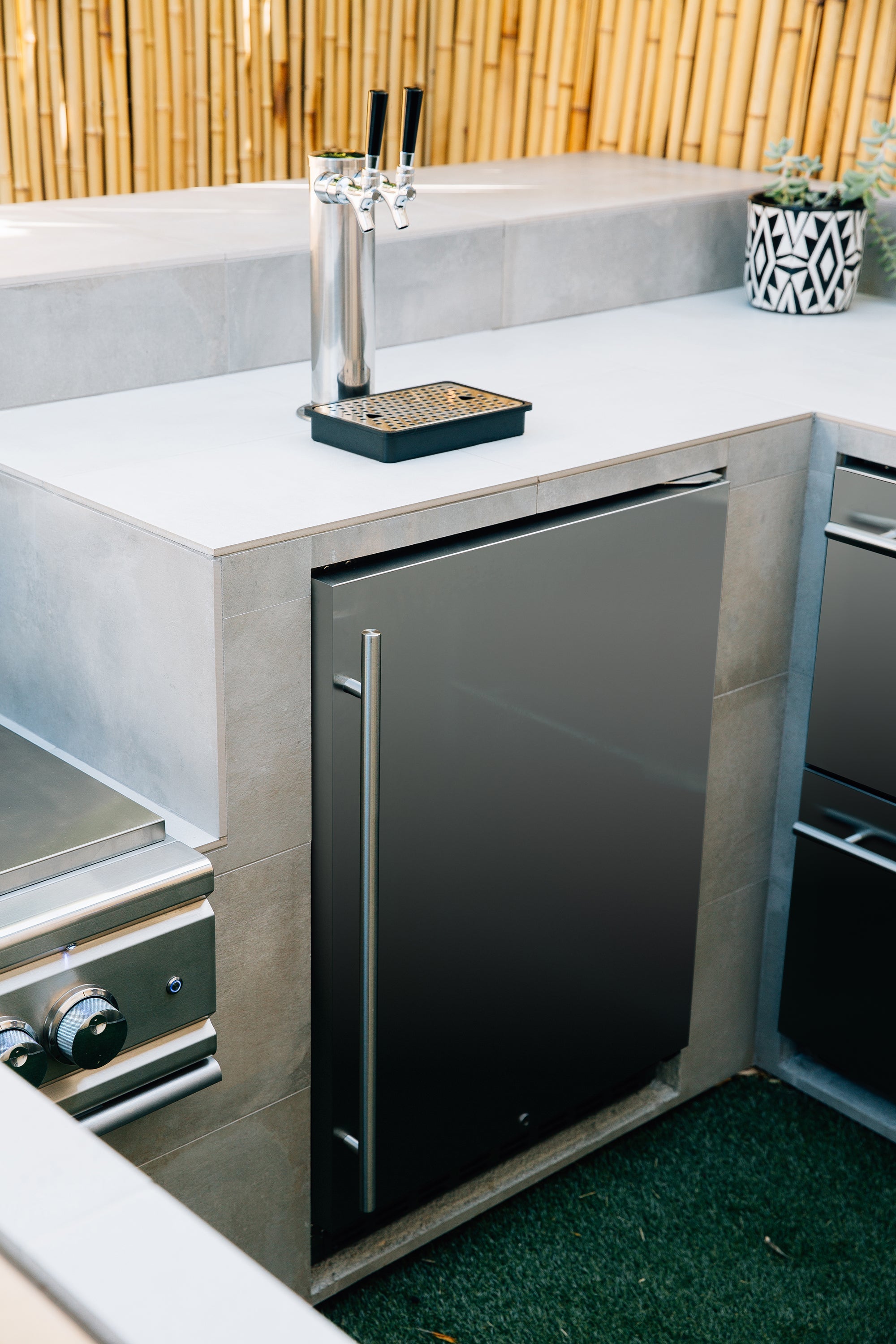 Summerset Double Tap Kegerator