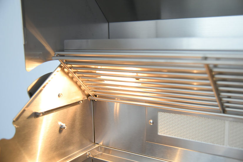 KoKoMo 32" Professional Built-In Gas Grill (4 Burner)