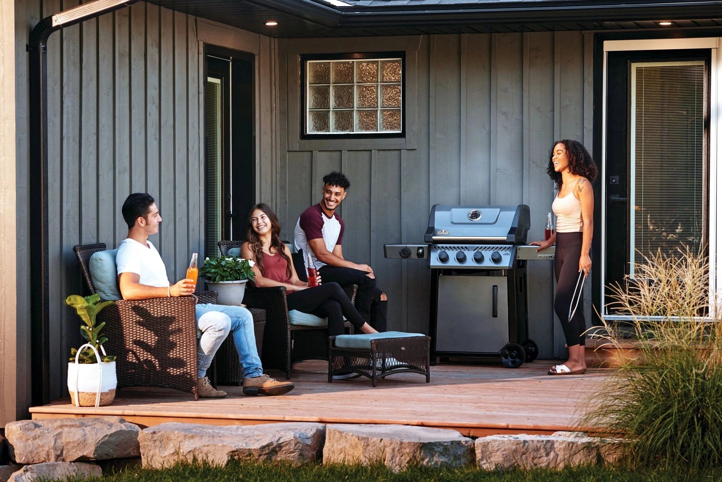 Napoleon Napoleon Freestyle 425 SB Gas Grill (Propane - Online Only) - F425DSBPGT-ECP F425DSBPGT-ECP Barbecue Finished - Gas